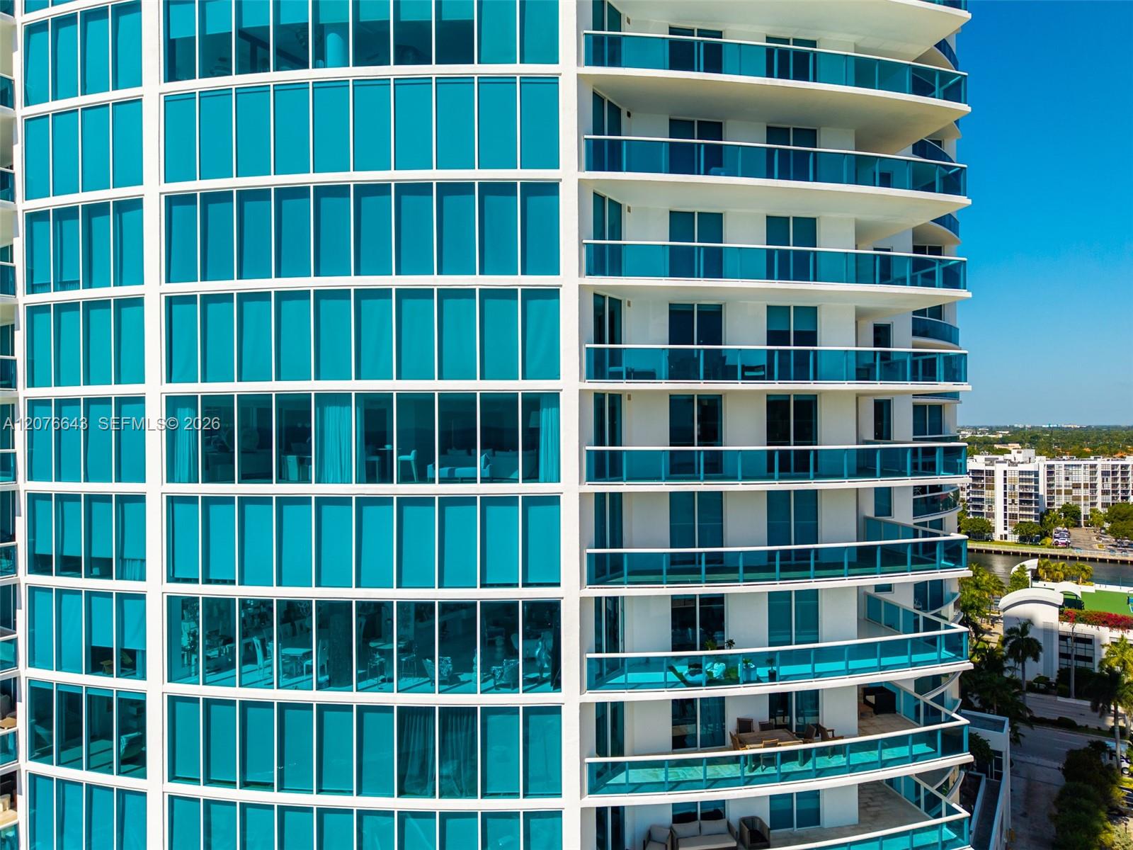 2711 S Ocean Dr # 1502