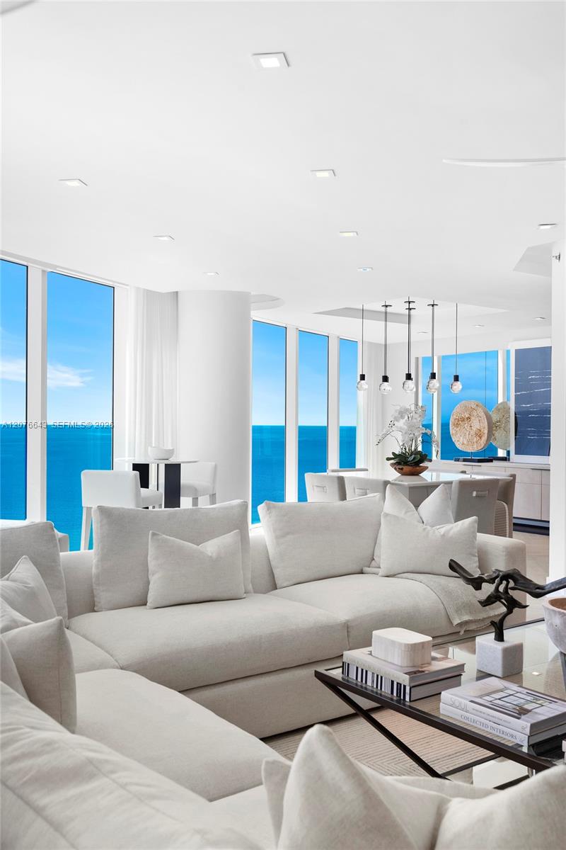 2711 S Ocean Dr # 1502