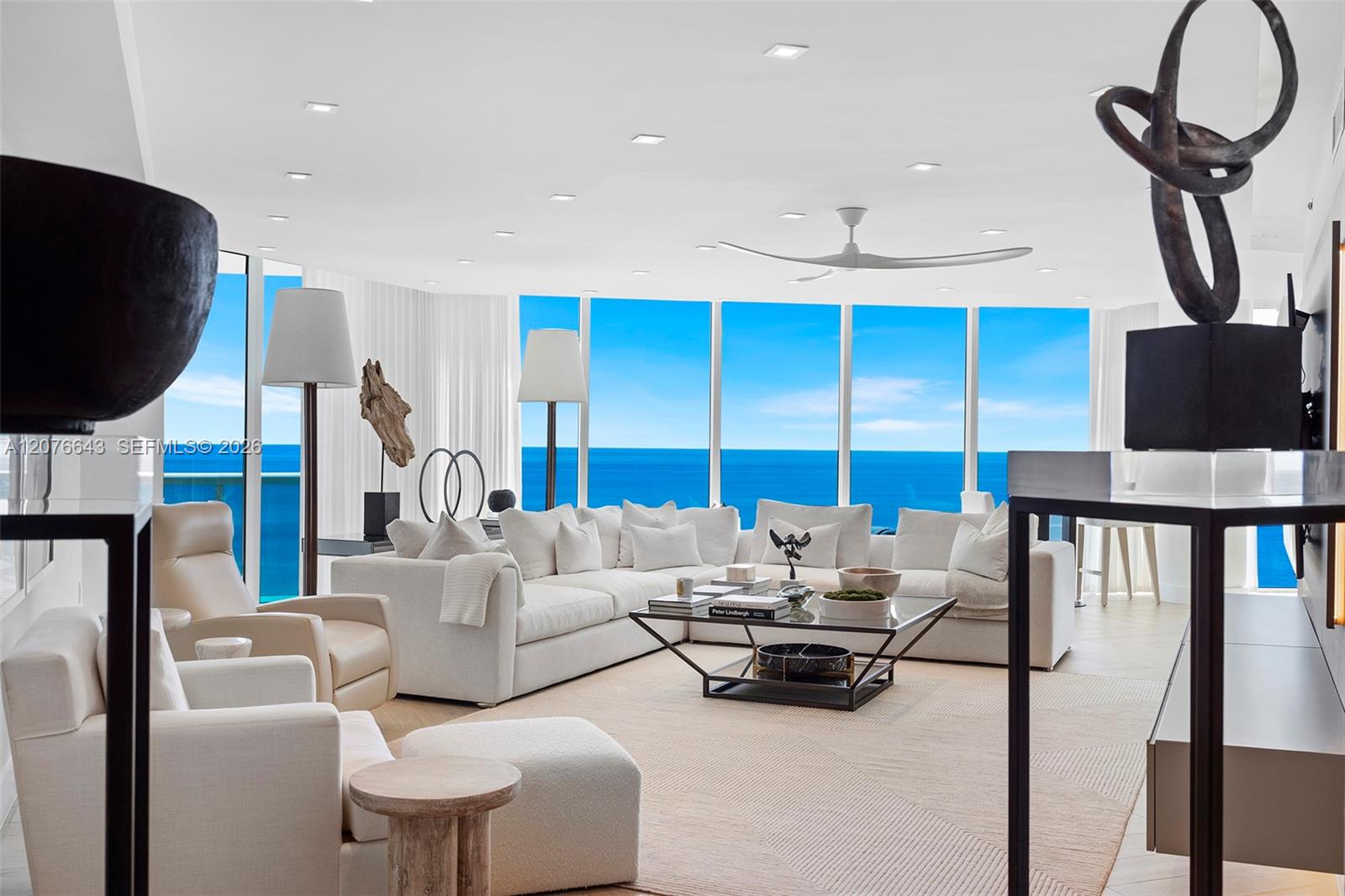 2711 S Ocean Dr # 1502