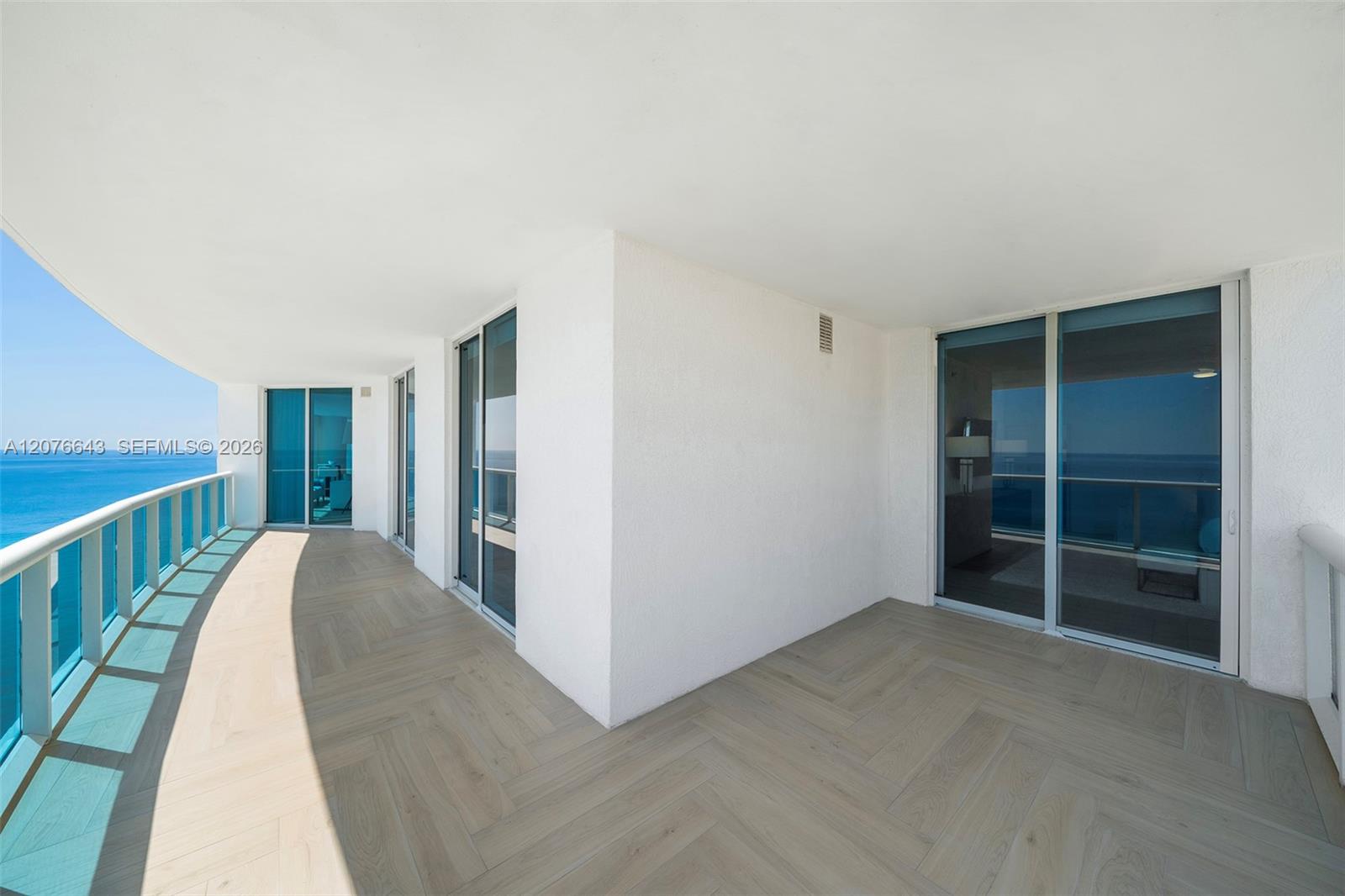 2711 S Ocean Dr # 1502