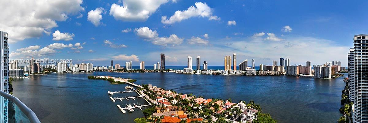 6000 Island Blvd # 2204