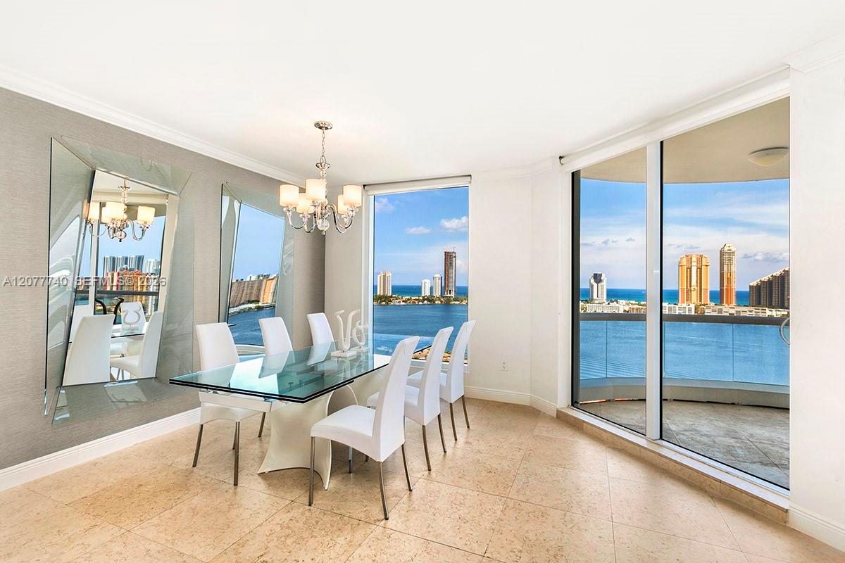 6000 Island Blvd # 2204
