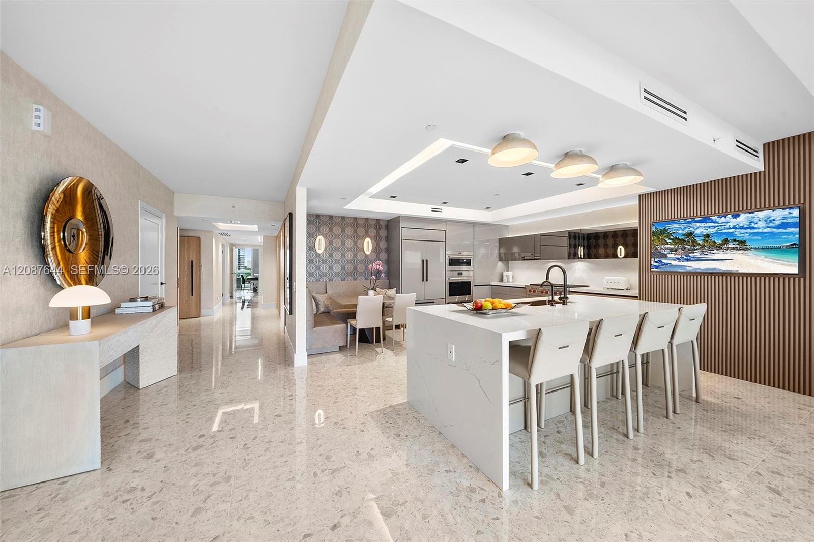 6000 Island Blvd # 707