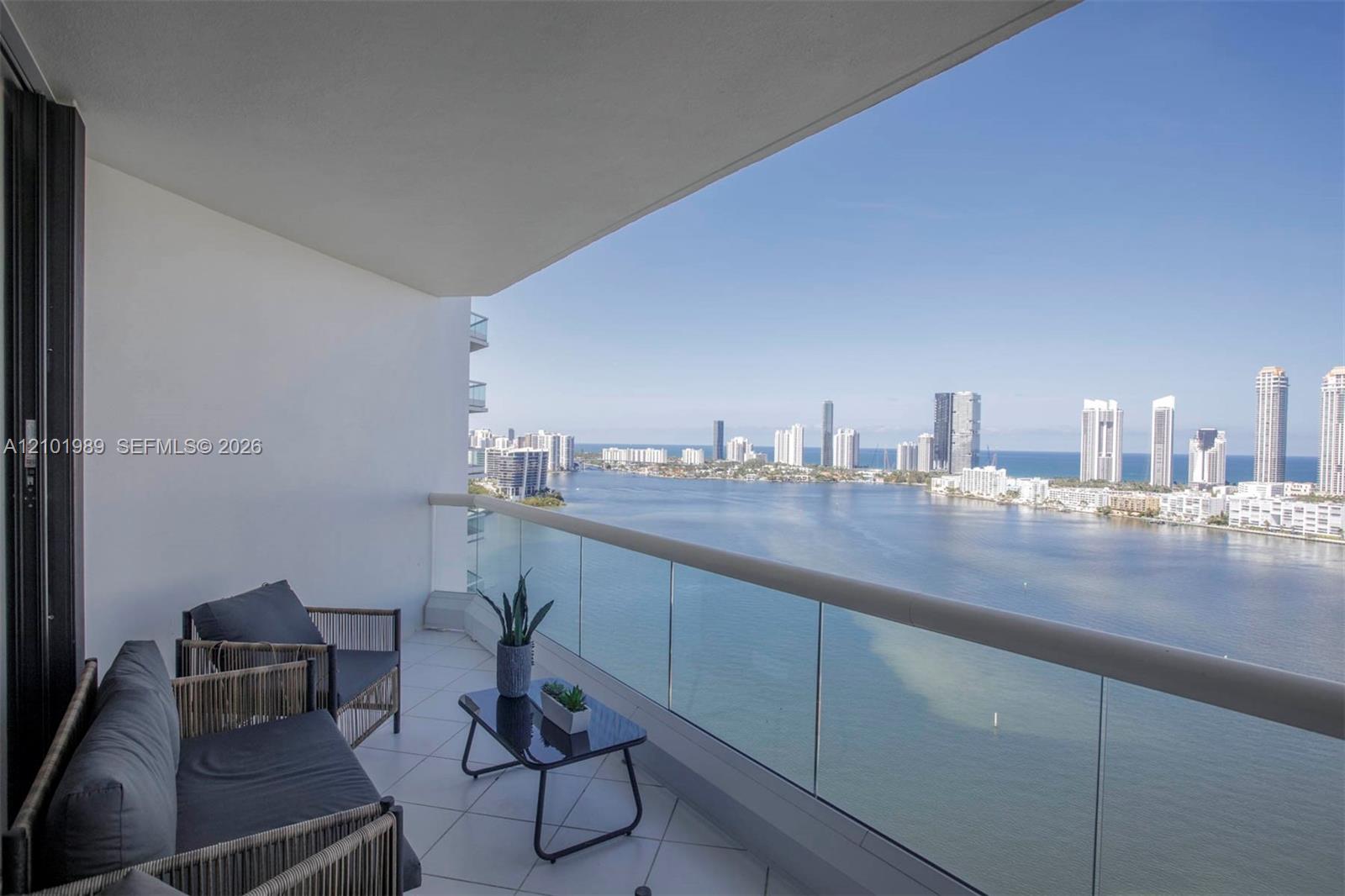 2600 Island Blvd # 2603