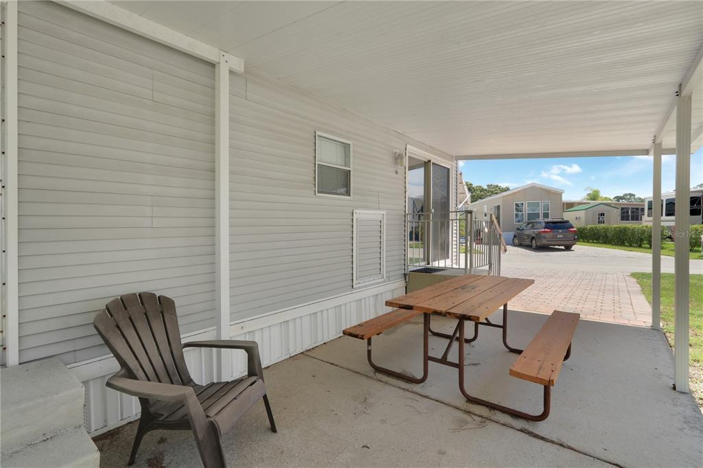 2413 LIMEWOOD AVE #33