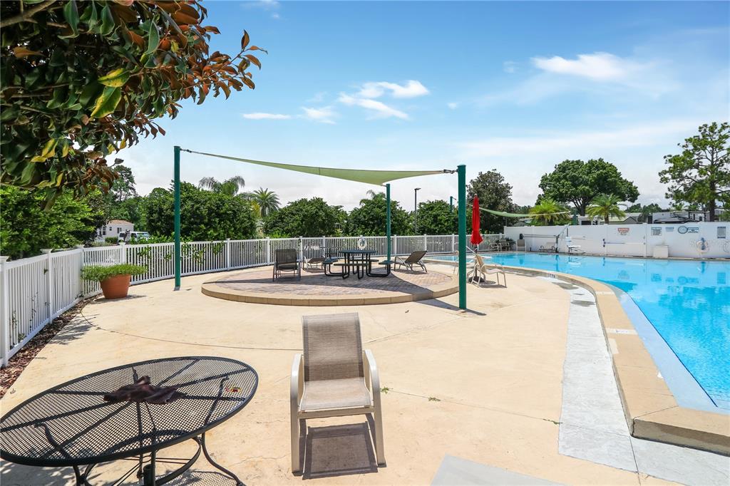 2413 LIMEWOOD AVE #33