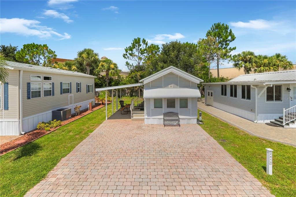 2413 LIMEWOOD AVE #33