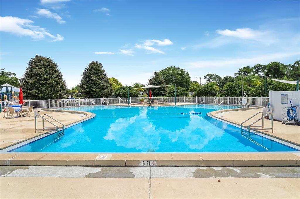 2413 LIMEWOOD AVE #33
