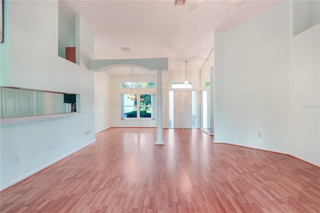5521 GROVE MNR
