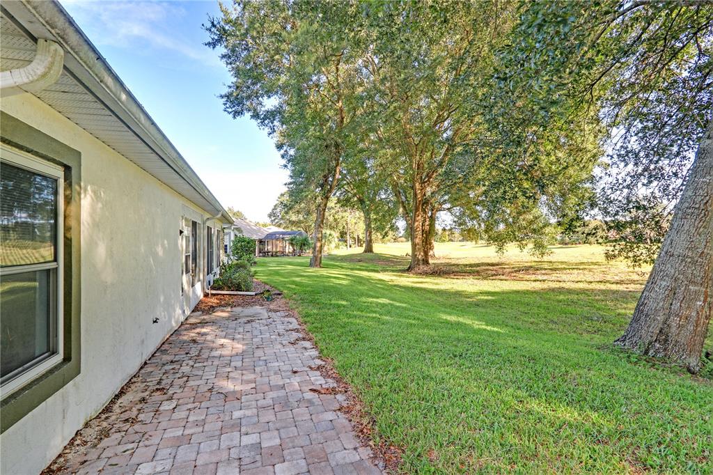 5521 GROVE MNR