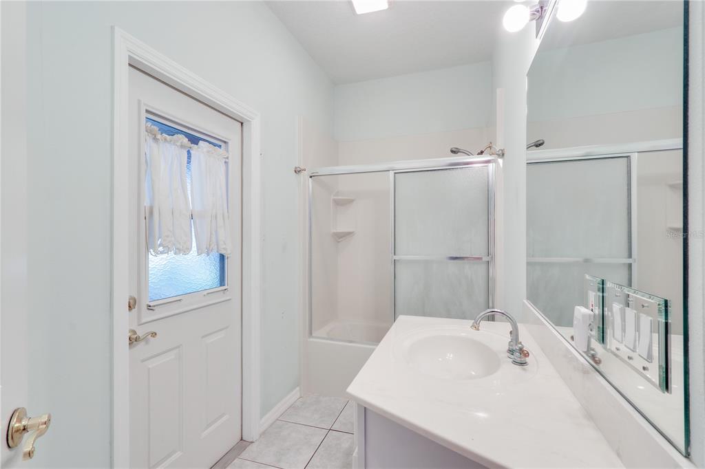 5521 GROVE MNR