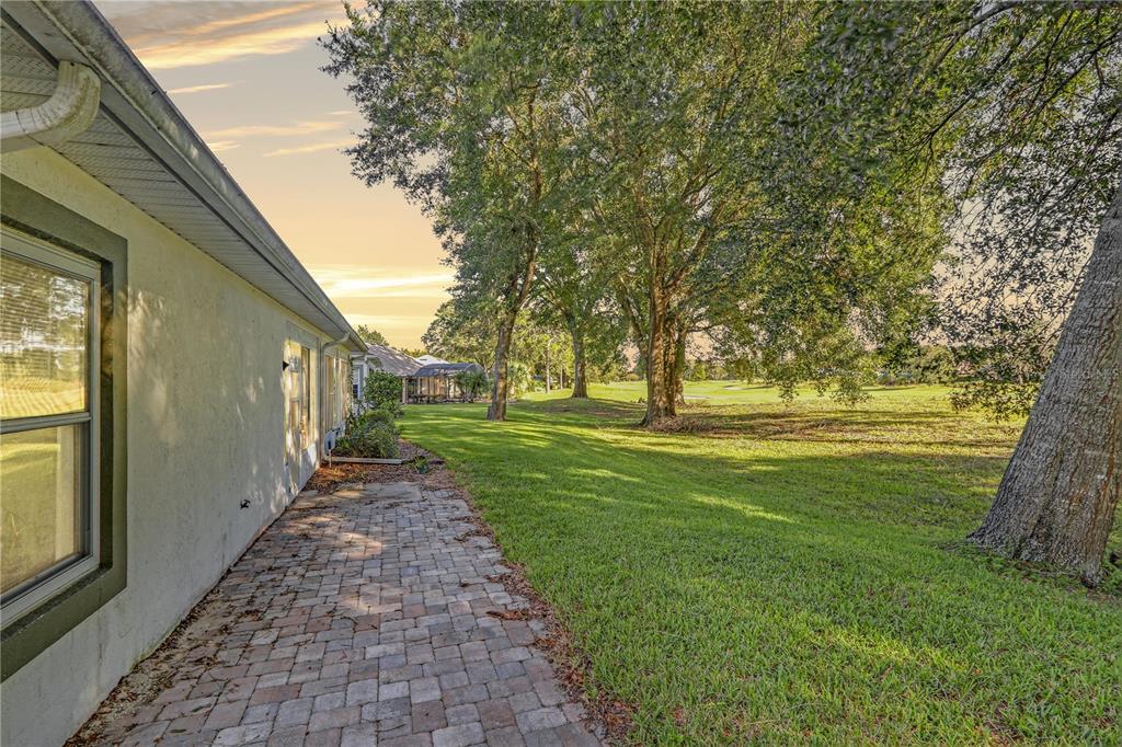 5521 GROVE MNR