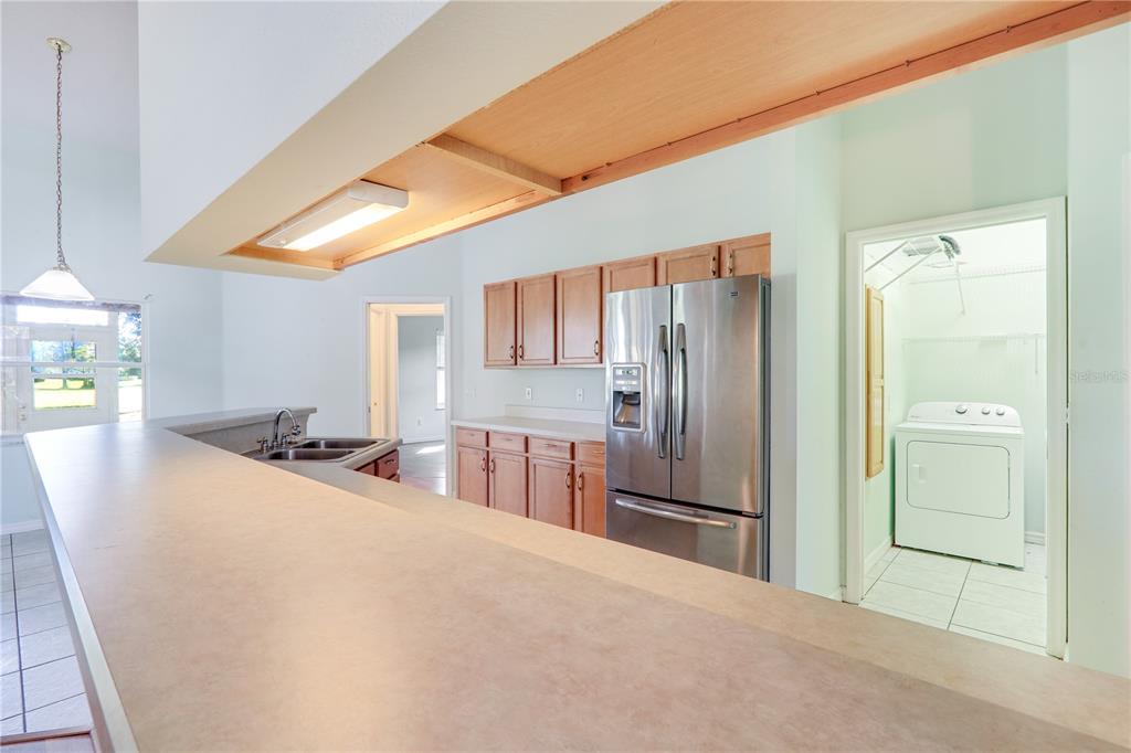 5521 GROVE MNR
