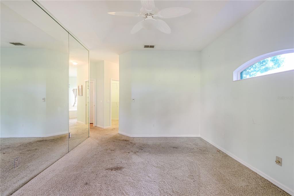 5521 GROVE MNR
