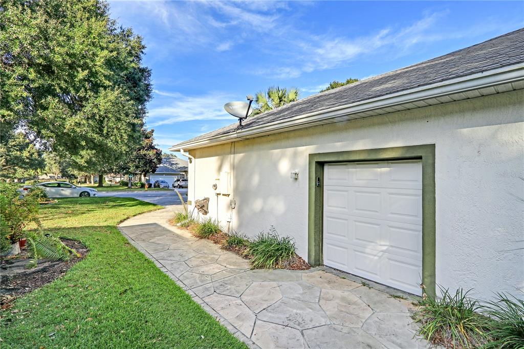 5521 GROVE MNR