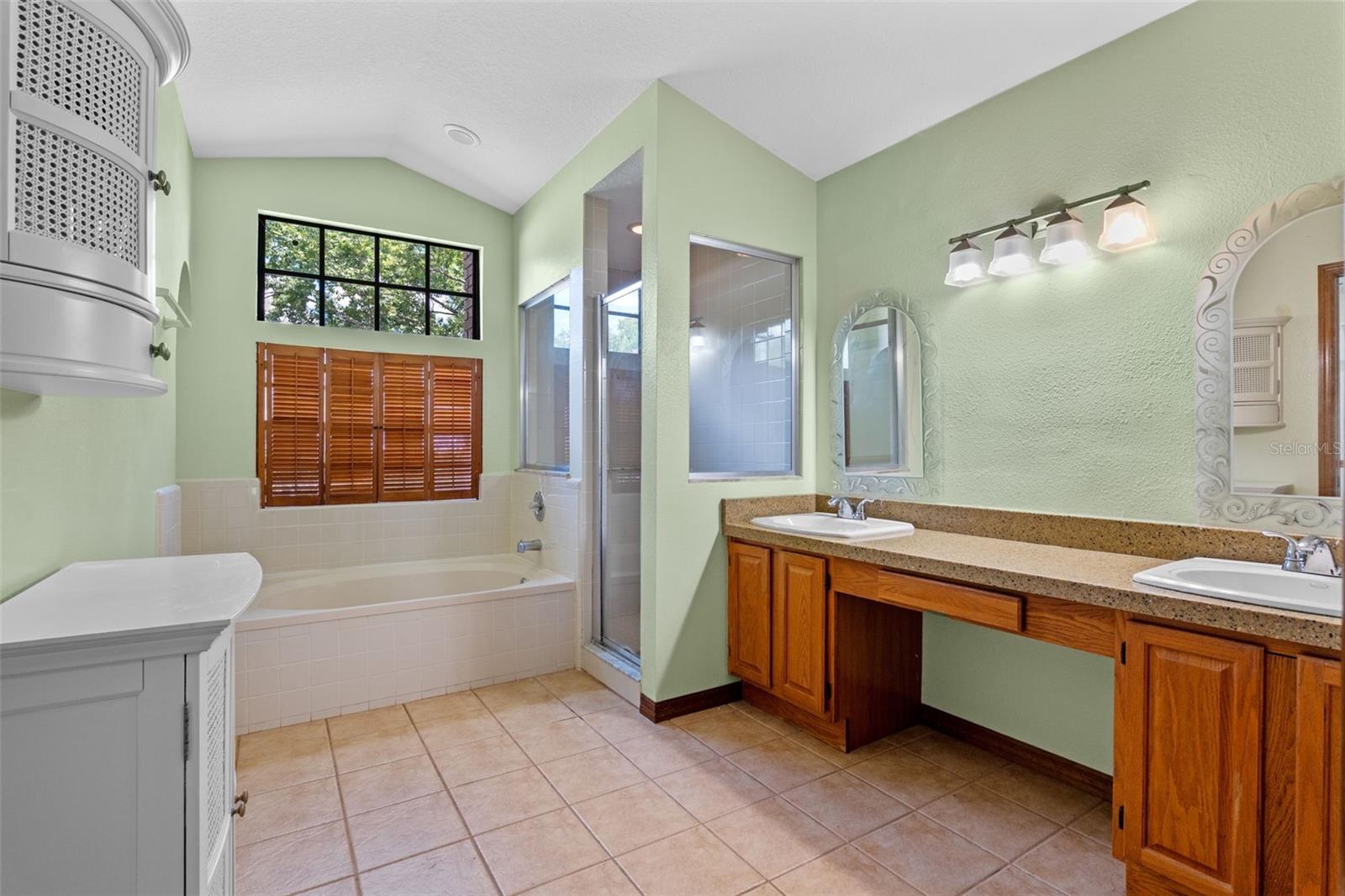 1032 SILCOX BRANCH CIR