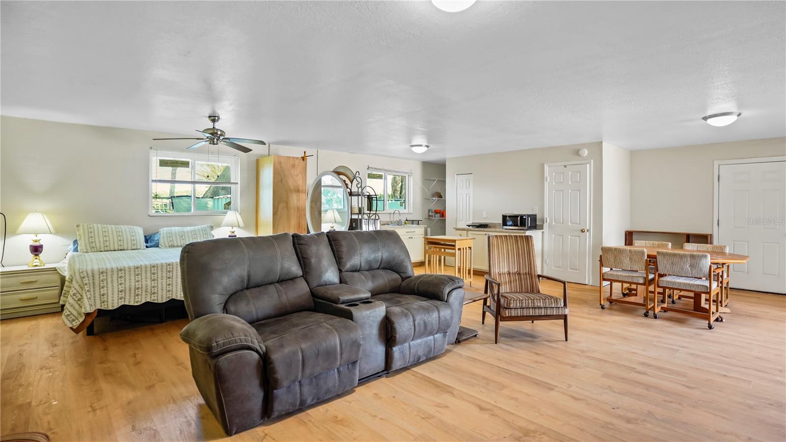 1963 FOREST AVE