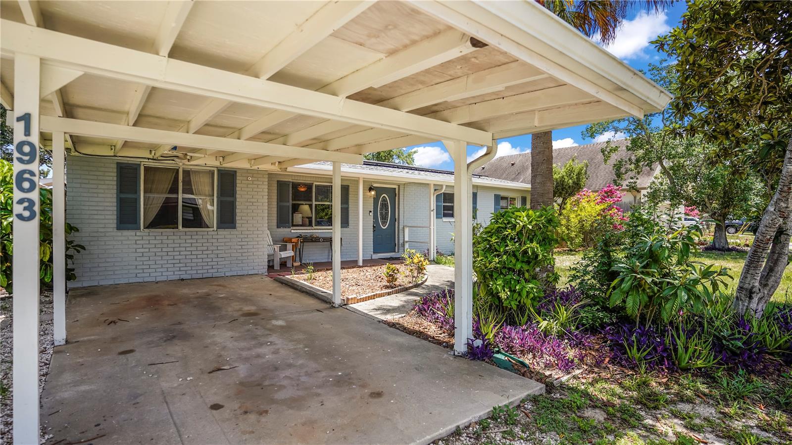 1963 FOREST AVE