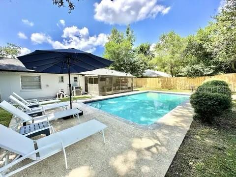 2709 SW 16TH PL