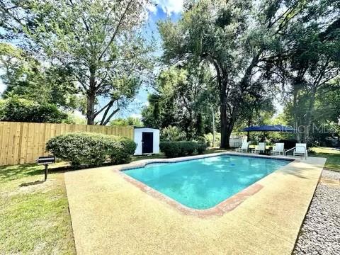 2709 SW 16TH PL