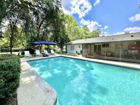 2709 SW 16TH PL