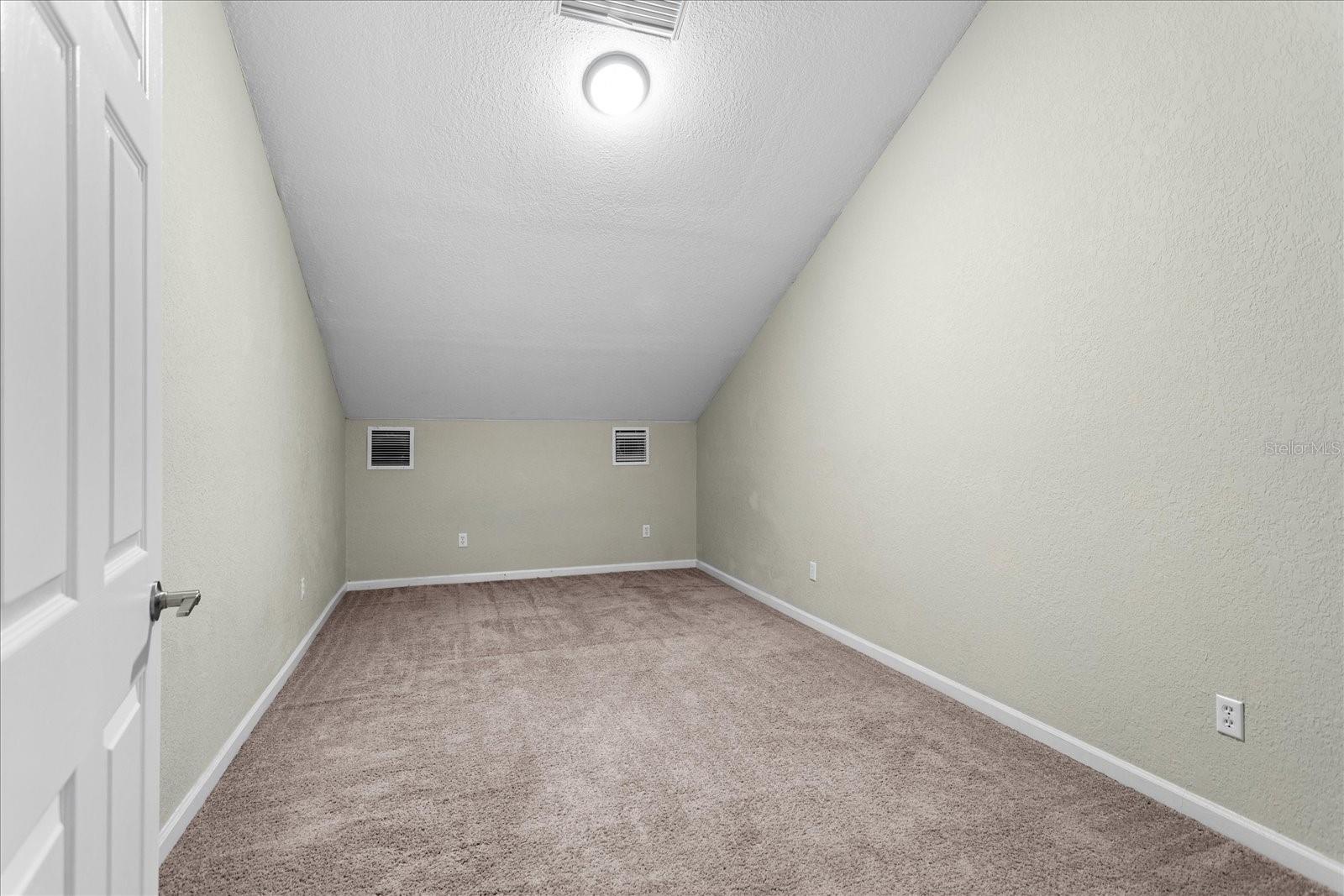 103 ORANGE BLOSSOM CIR