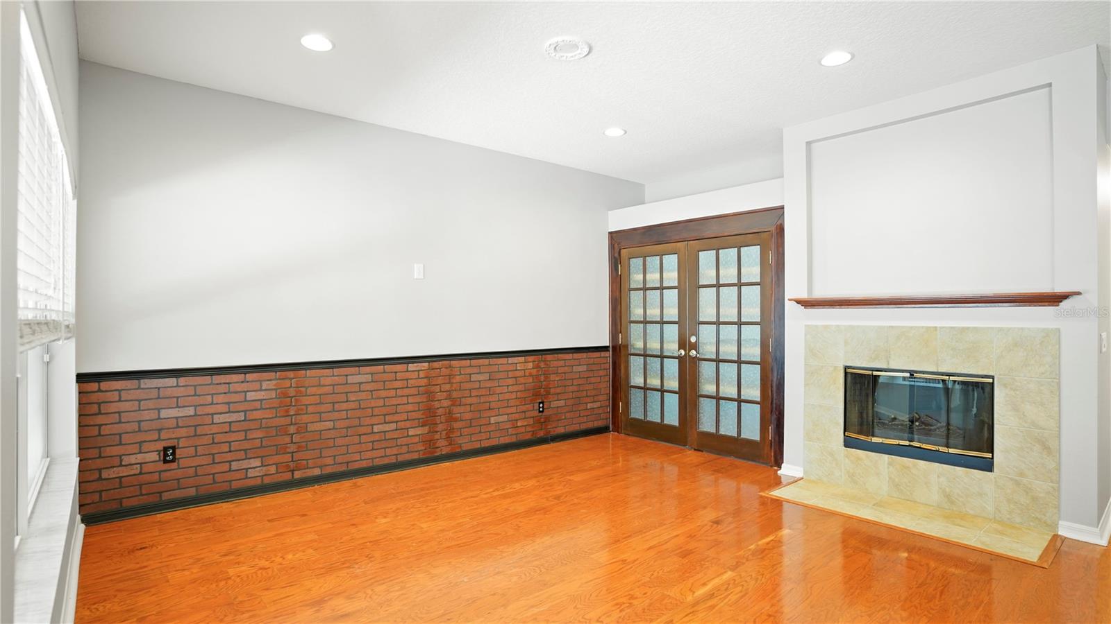 1355 EDISON TREE RD