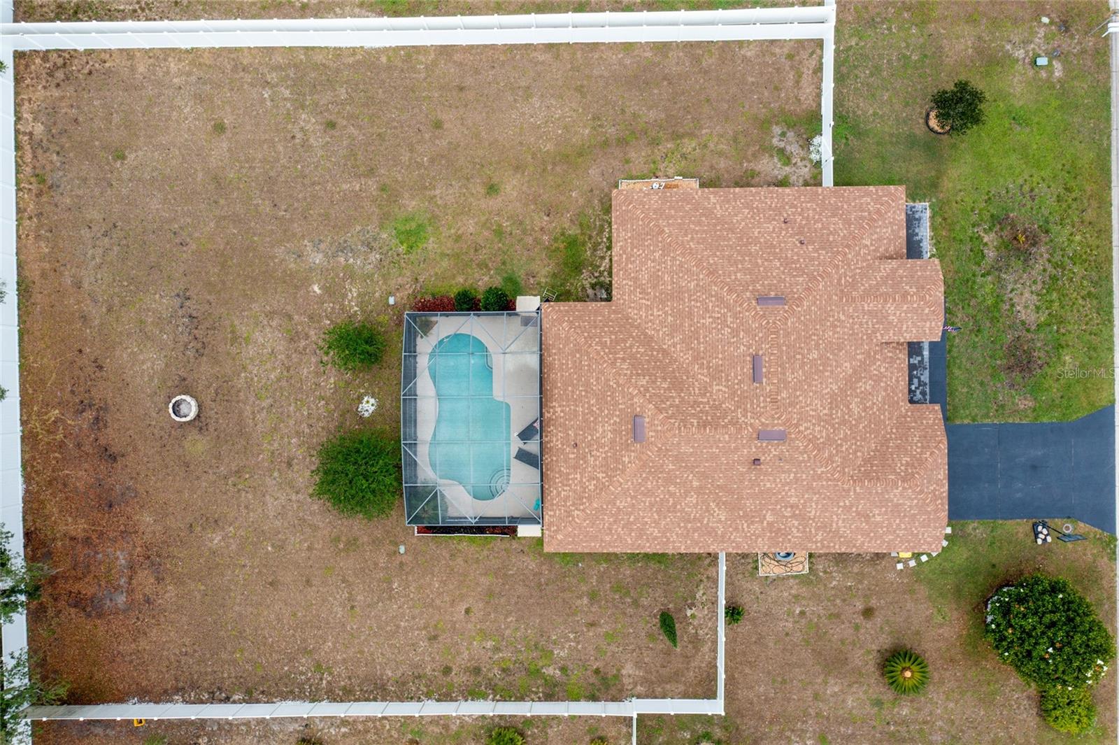 644 HATCHWOOD DR