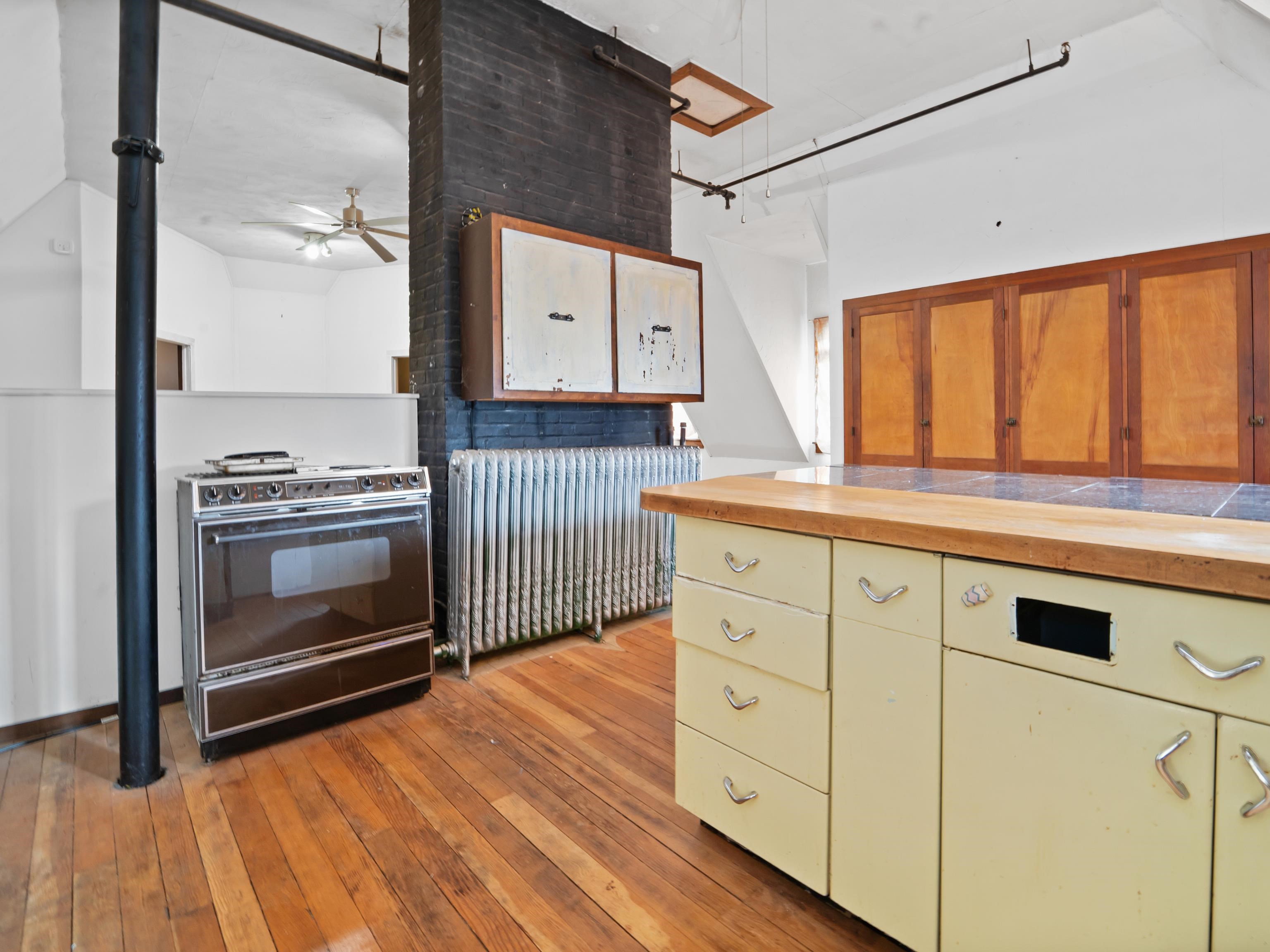 360 1ST Street
