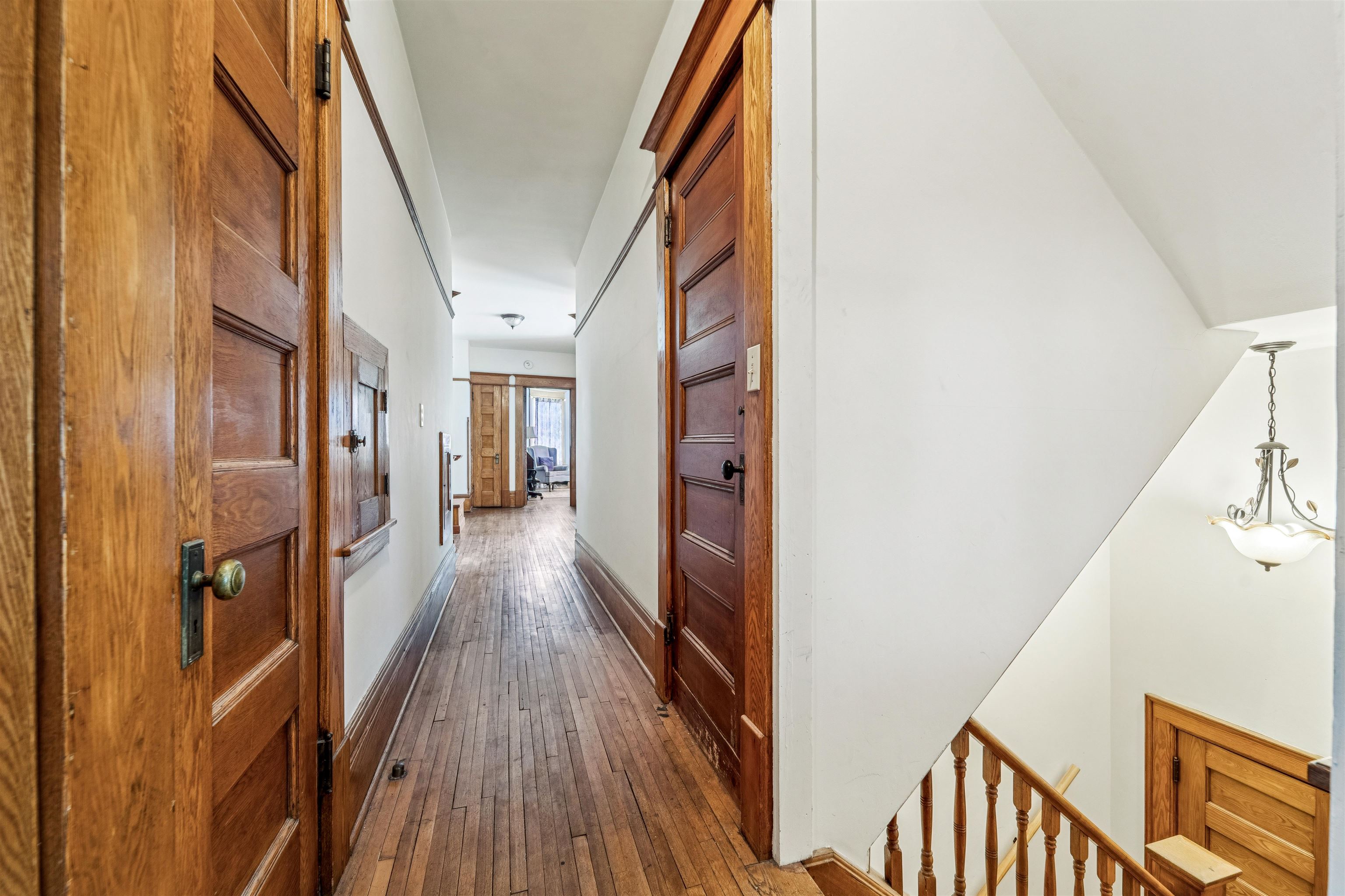 1133 ALGOMA Boulevard