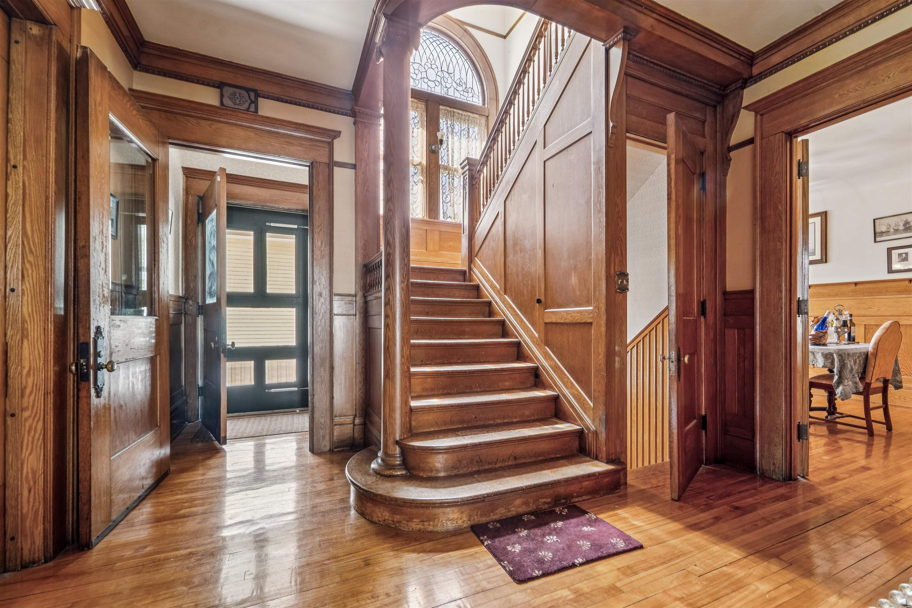 1133 ALGOMA Boulevard