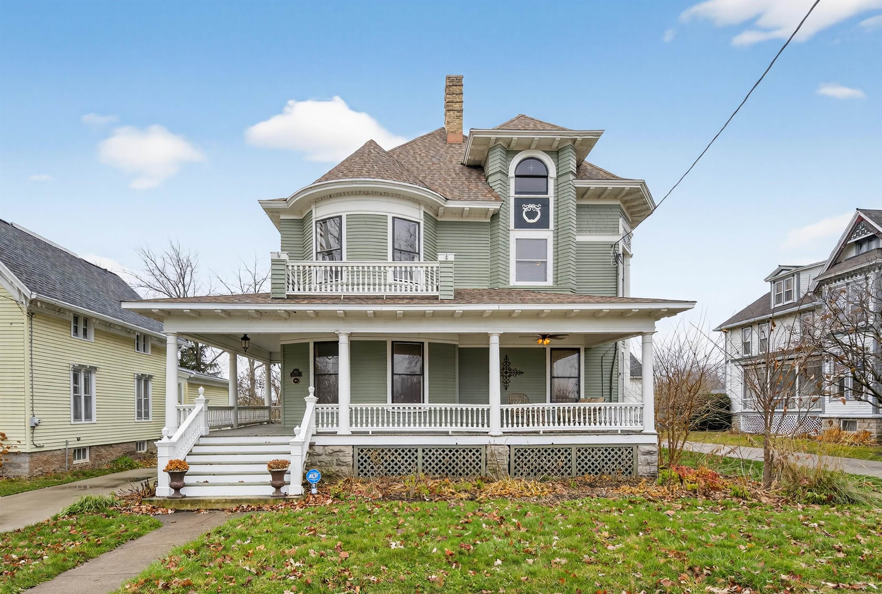 1133 ALGOMA Boulevard