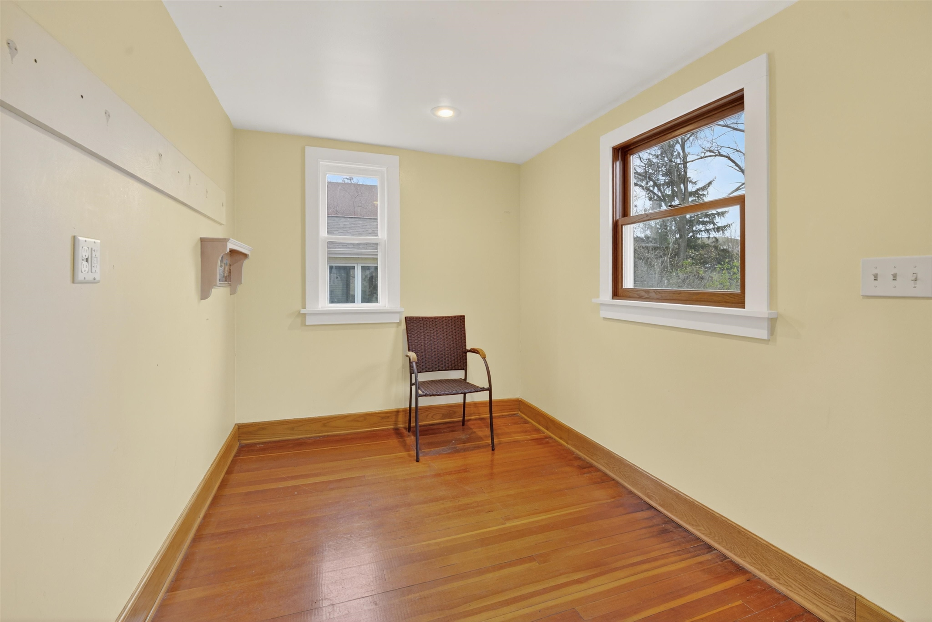 1133 ALGOMA Boulevard