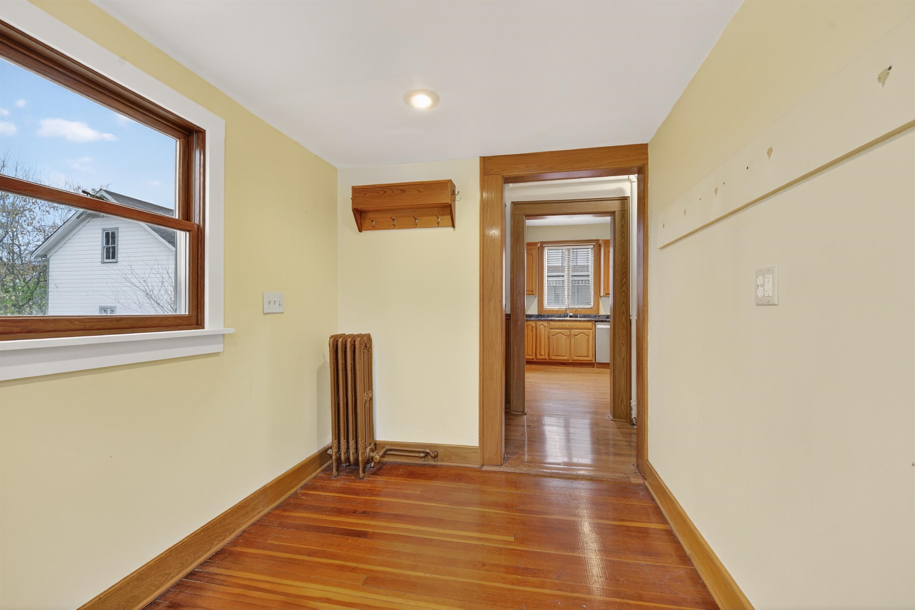 1133 ALGOMA Boulevard