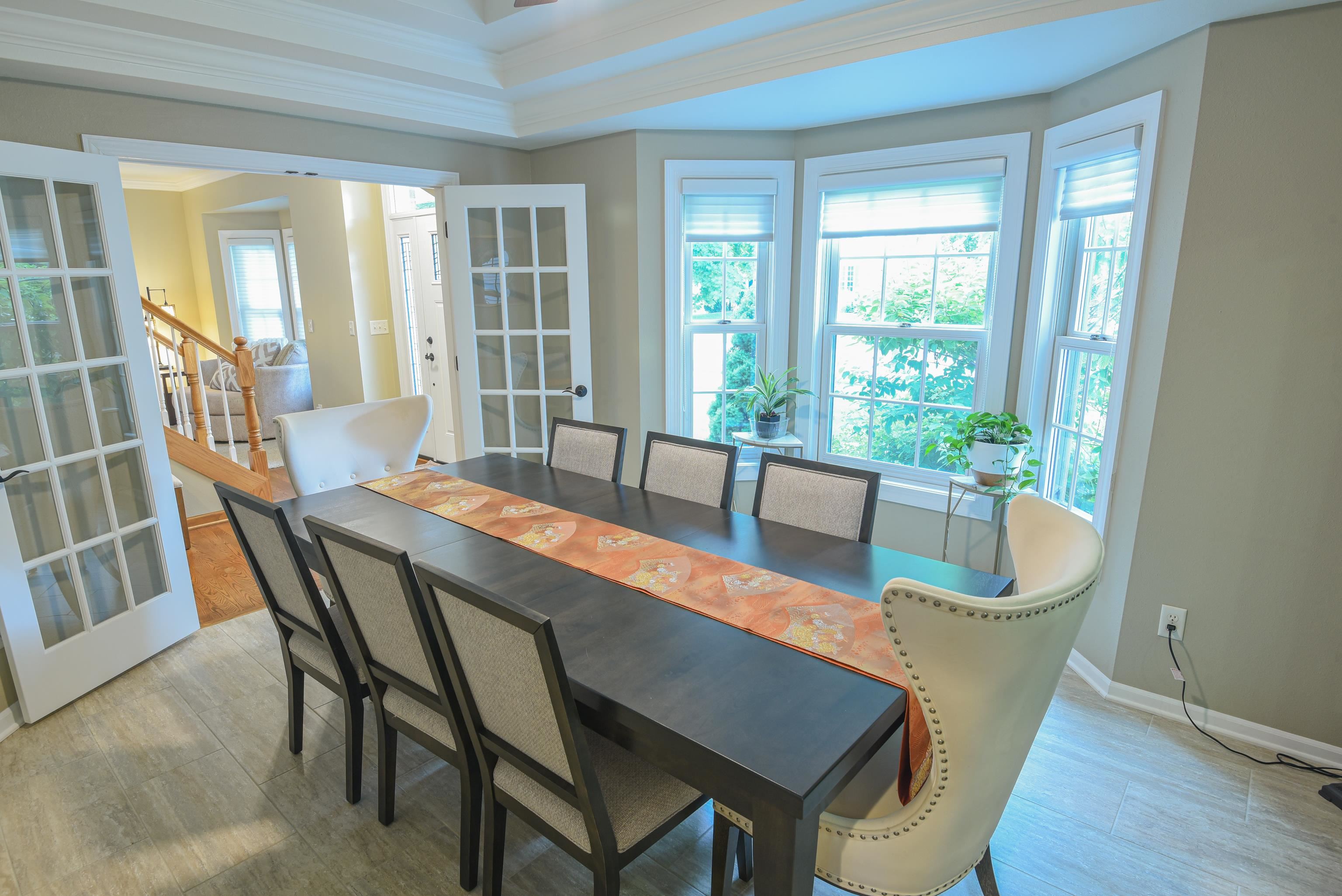 228 E THORNBROOK Lane