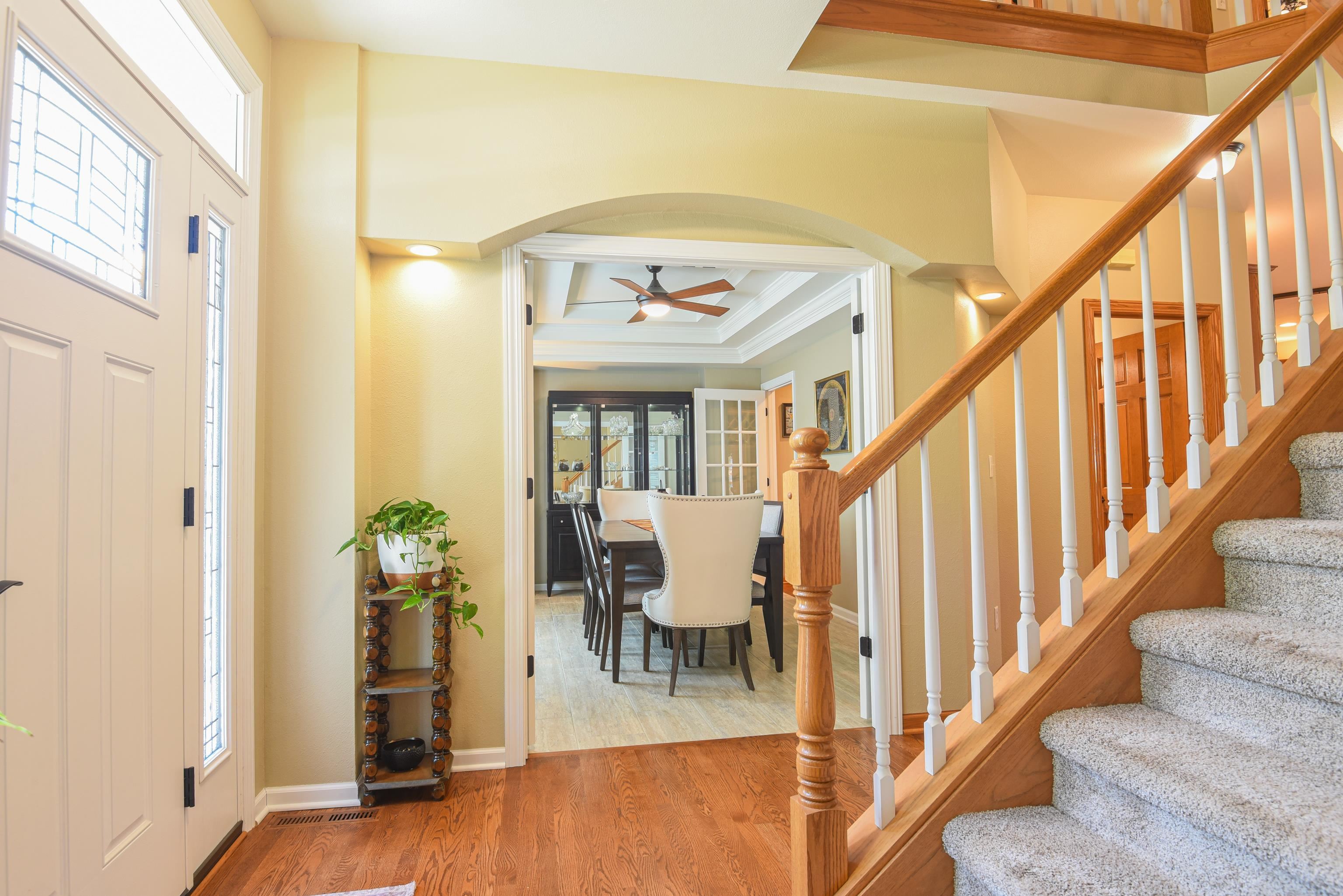 228 E THORNBROOK Lane