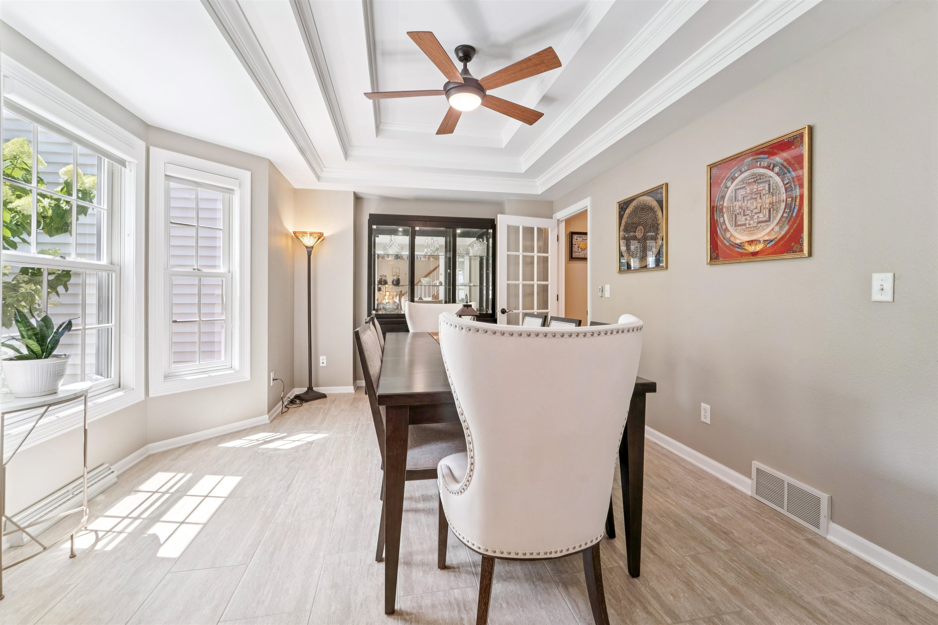 228 E THORNBROOK Lane