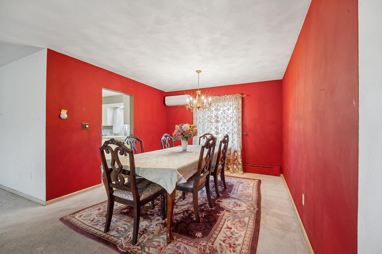 1211 W KIMBERLY Avenue