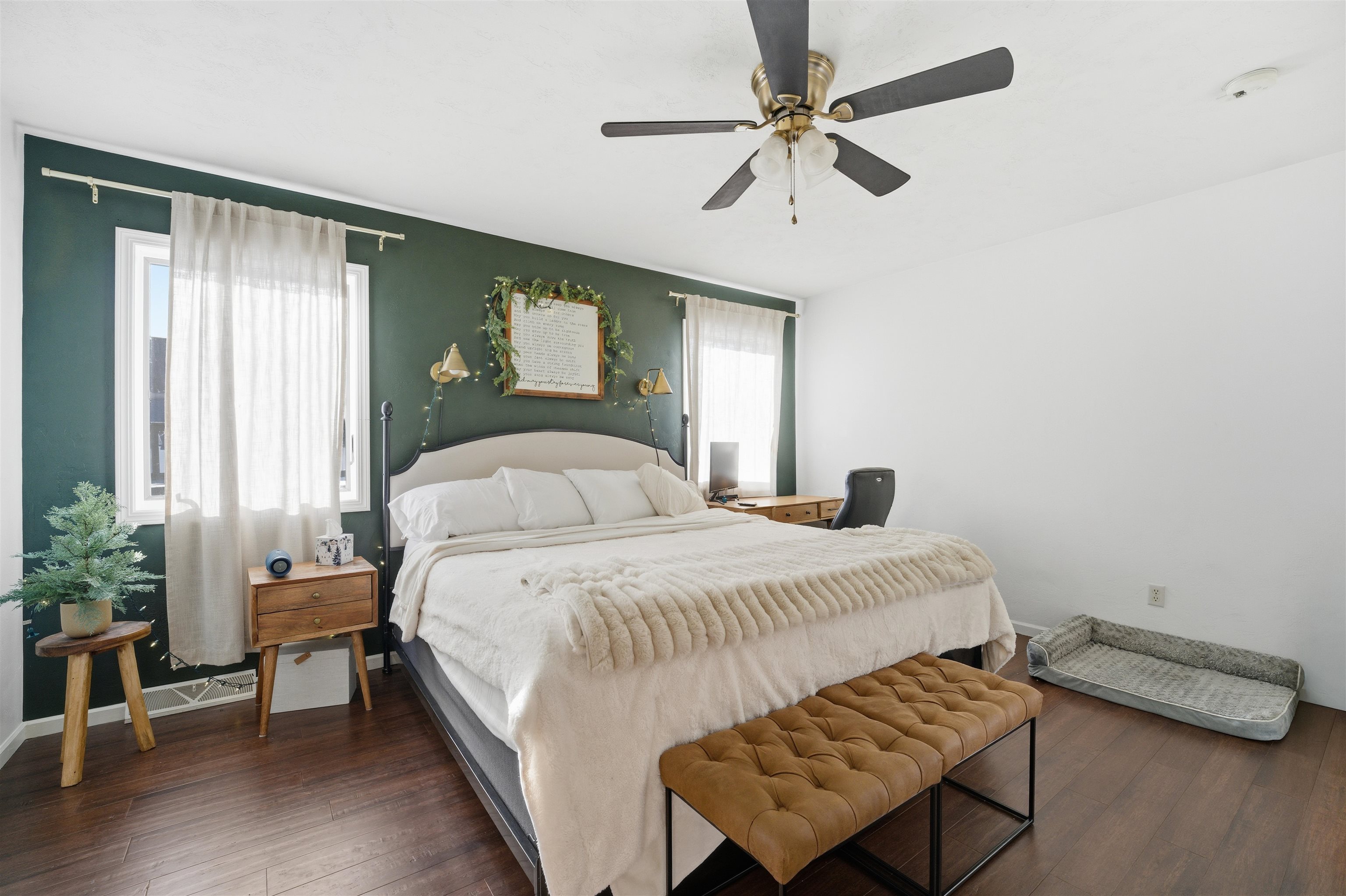 2023 MEADOWVIEW Street