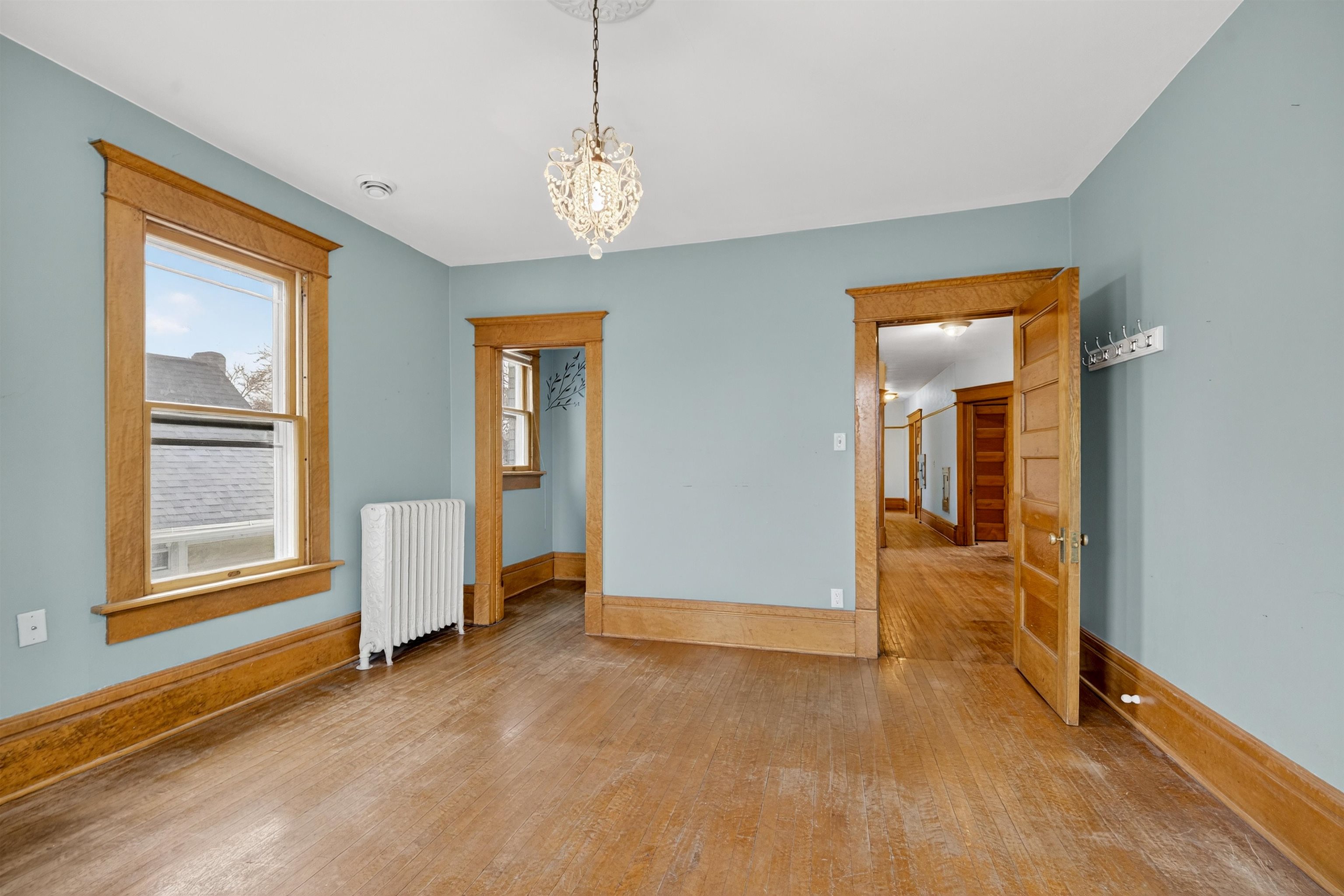 1133 ALGOMA Boulevard