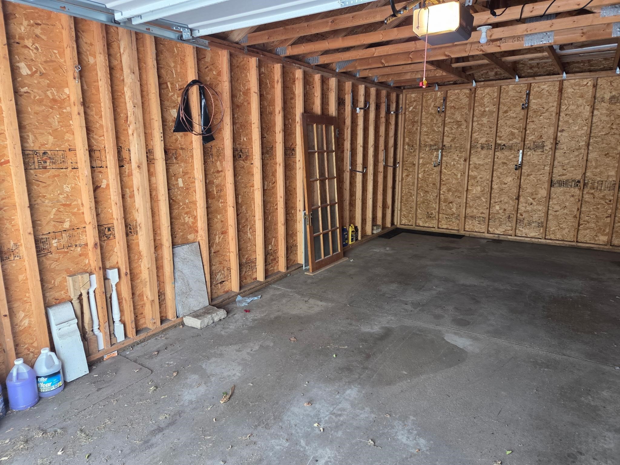 1133 ALGOMA Boulevard