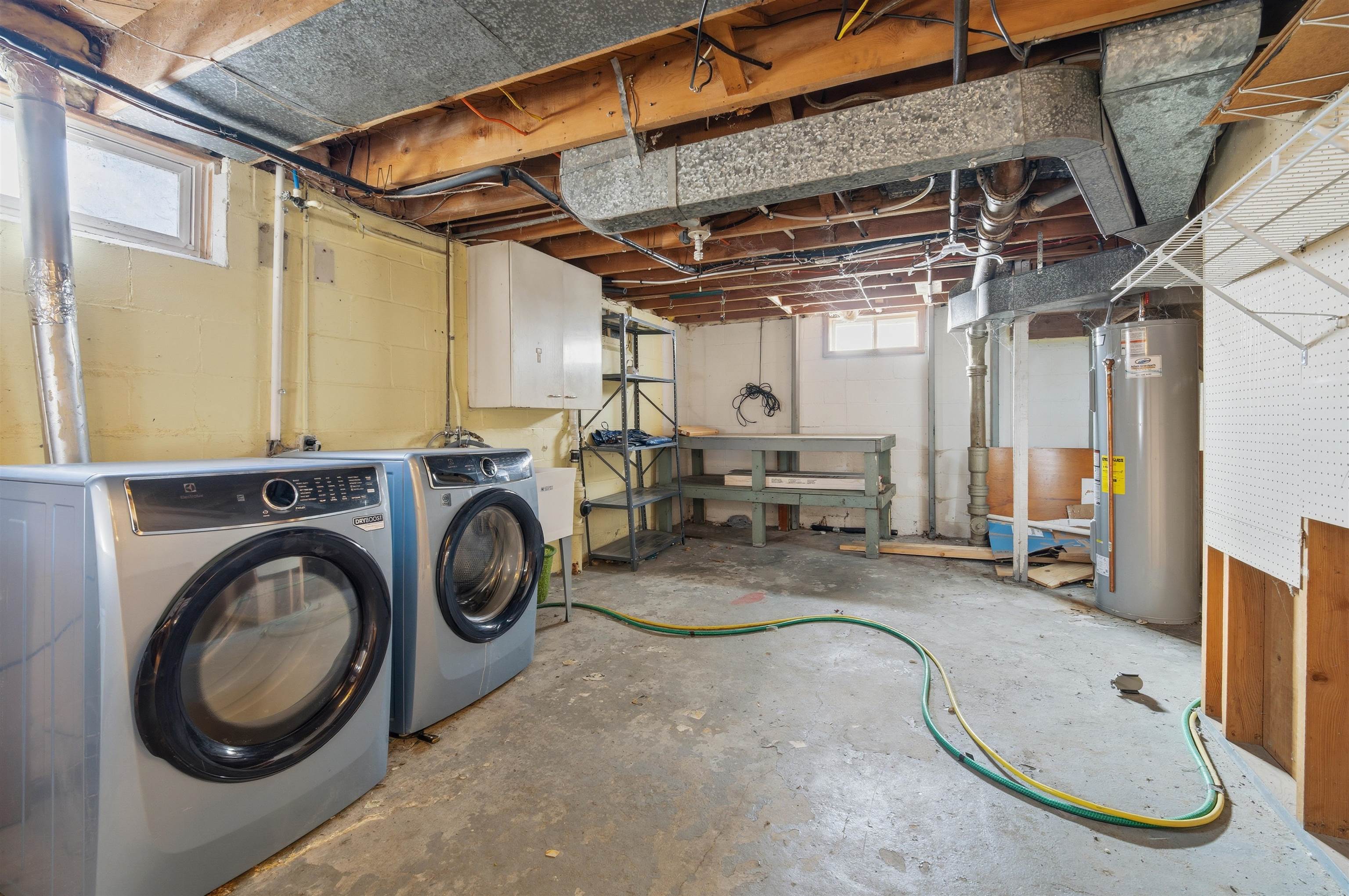 1019 W OKLAHOMA Street