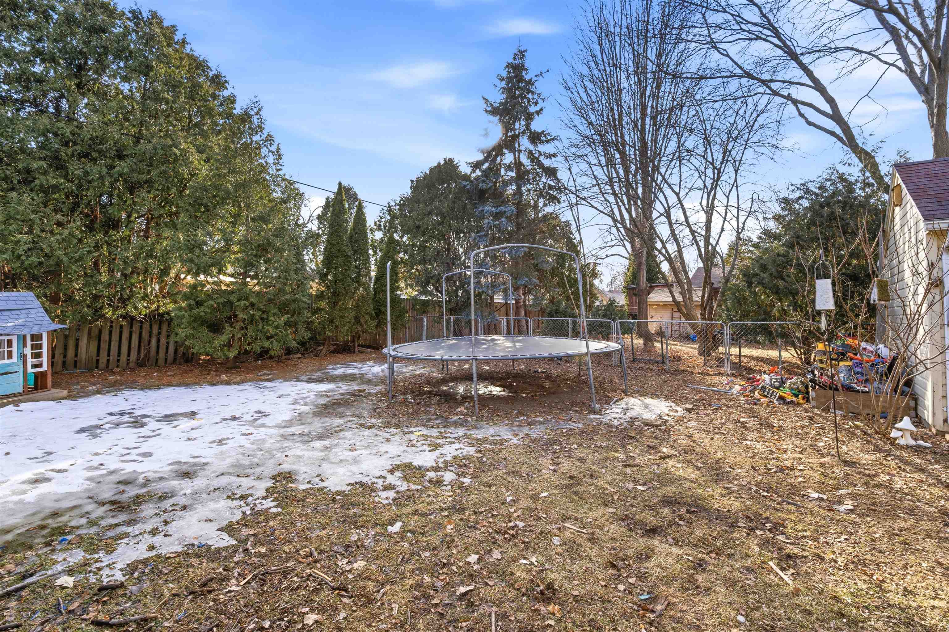 1019 W OKLAHOMA Street