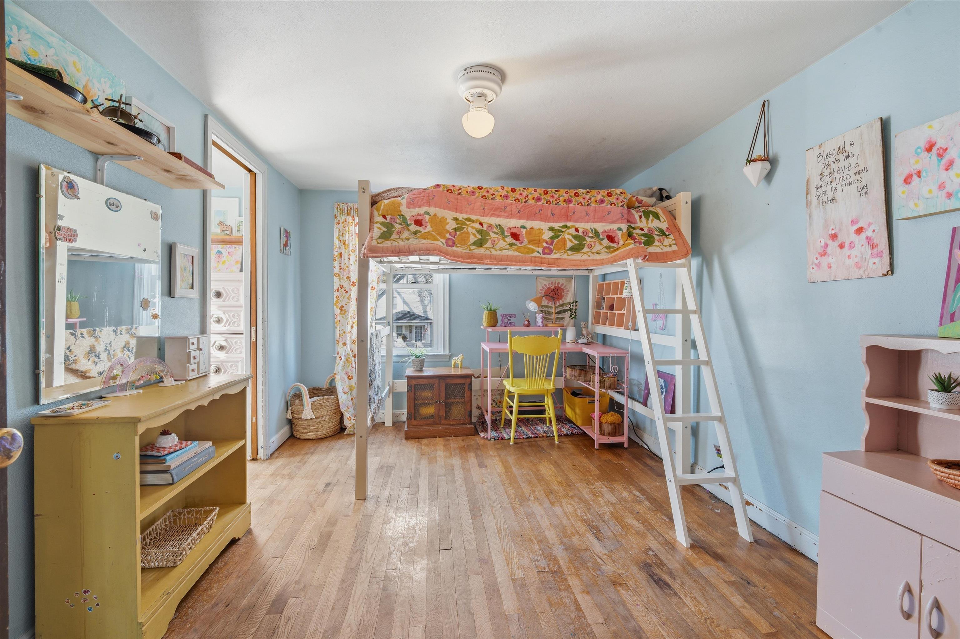 1019 W OKLAHOMA Street