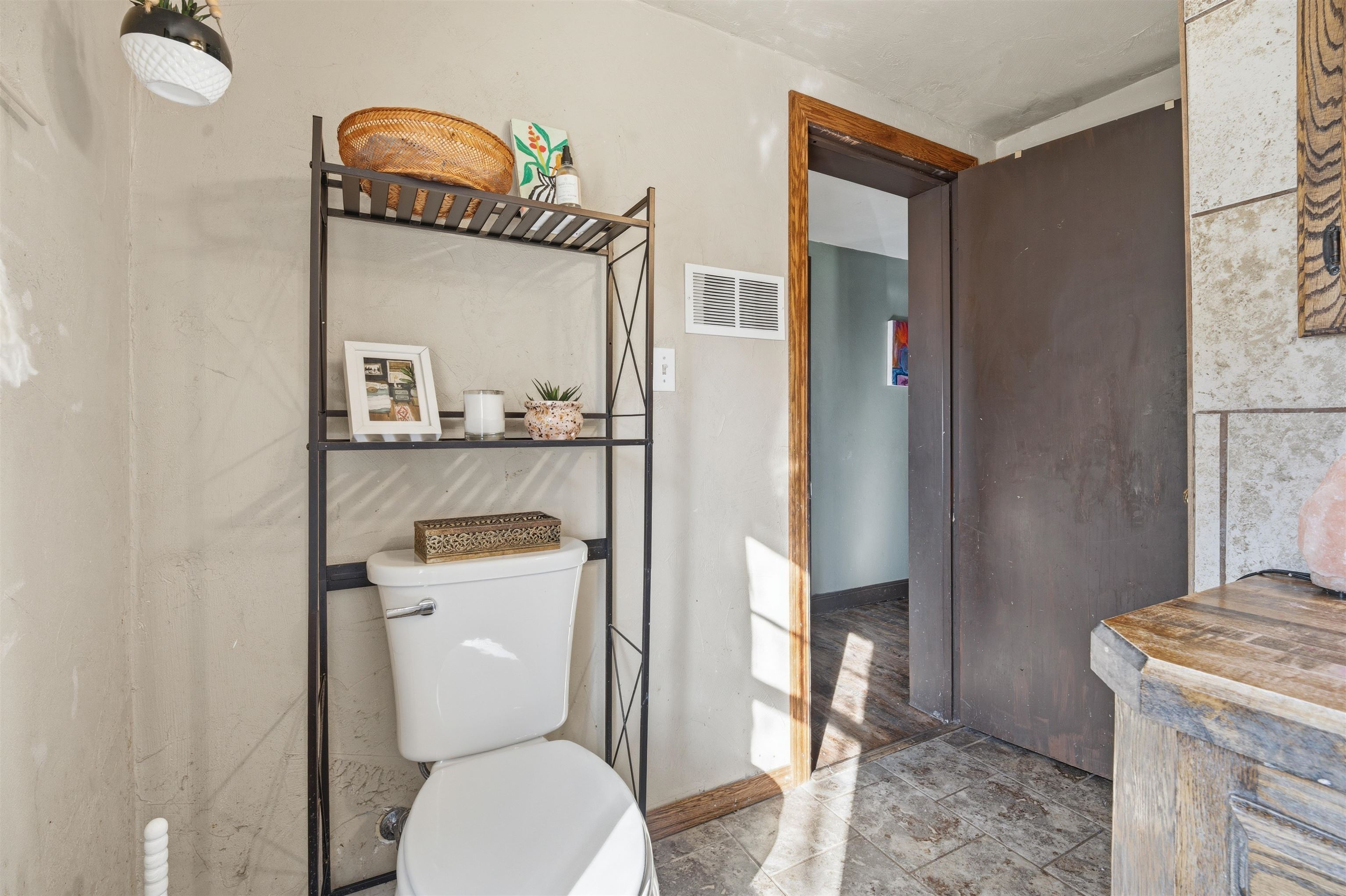 1019 W OKLAHOMA Street