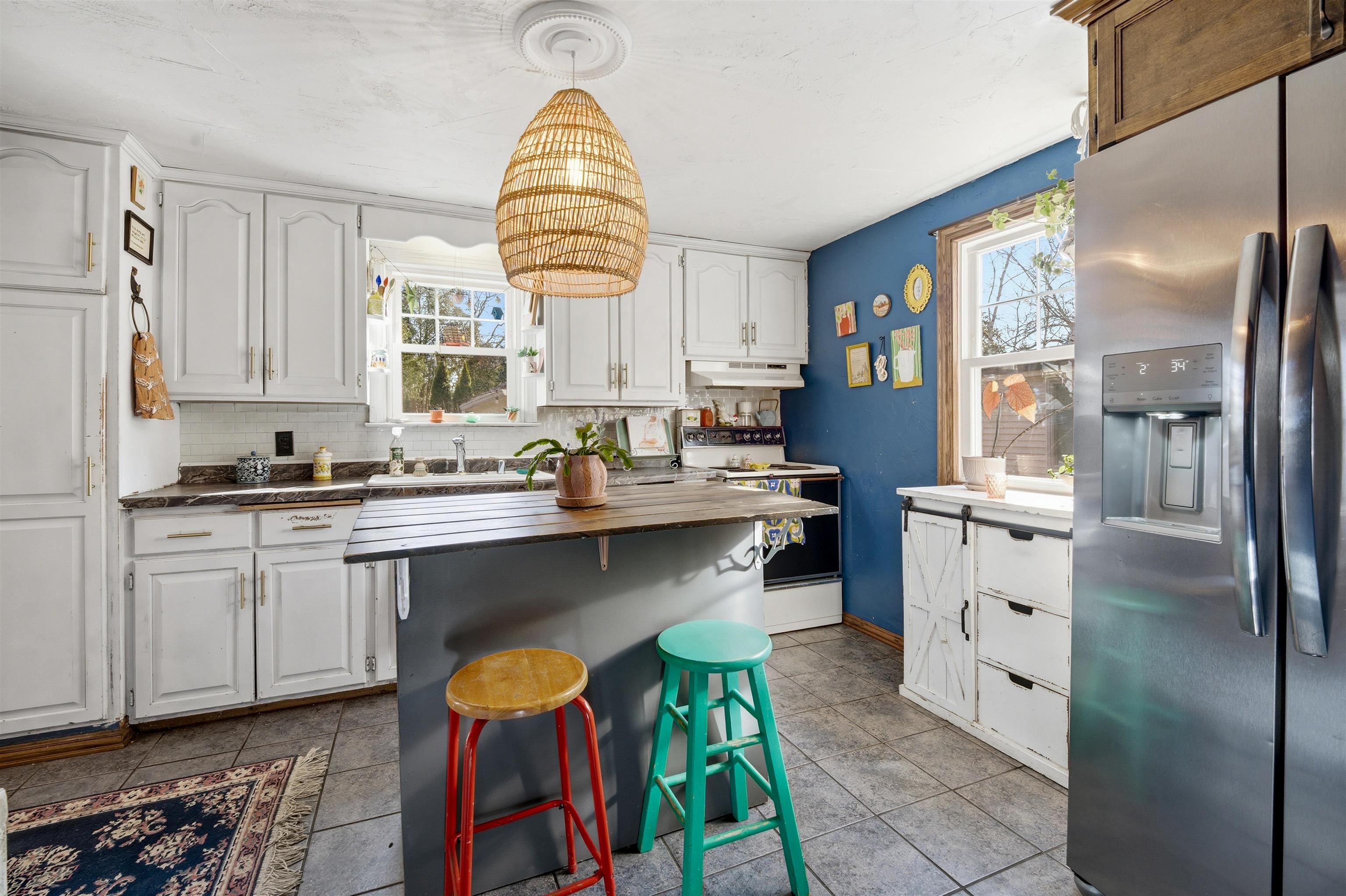 1019 W OKLAHOMA Street