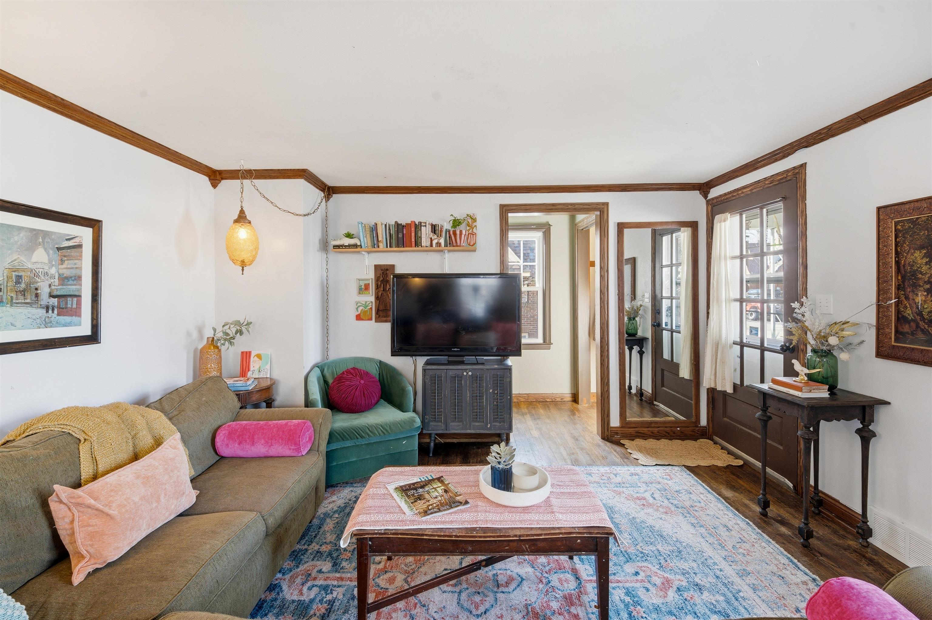 1019 W OKLAHOMA Street