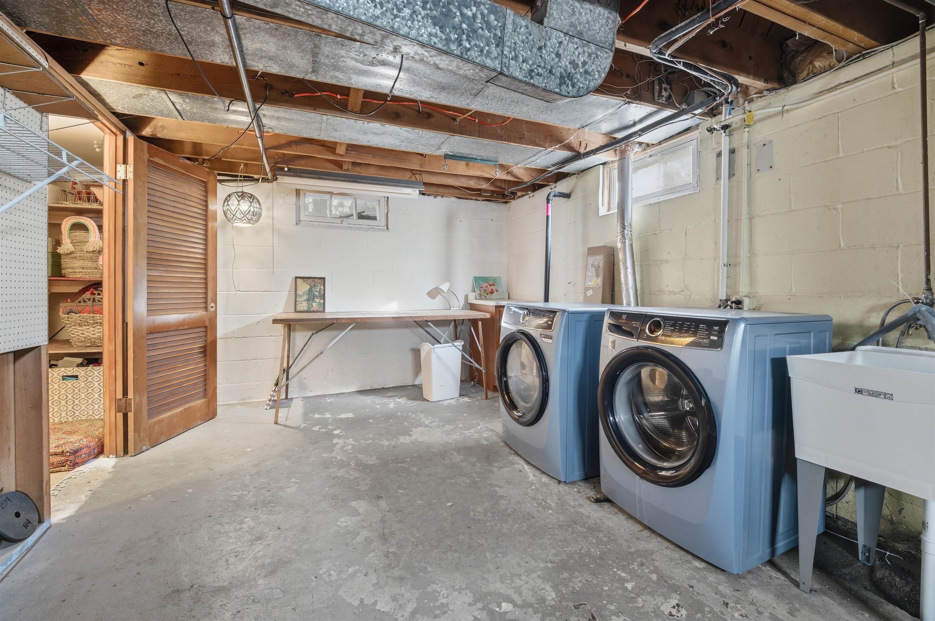 1019 W OKLAHOMA Street