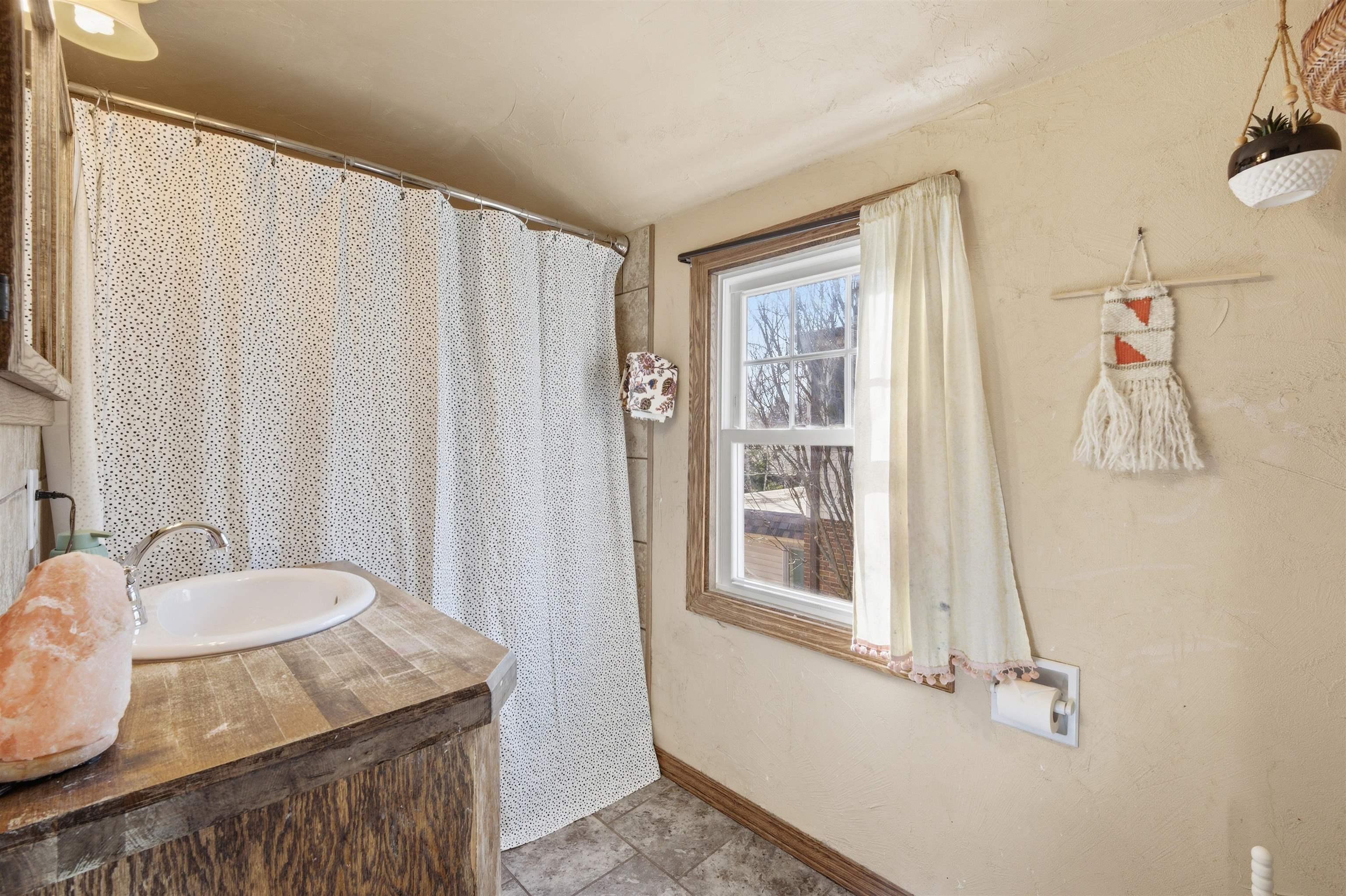 1019 W OKLAHOMA Street