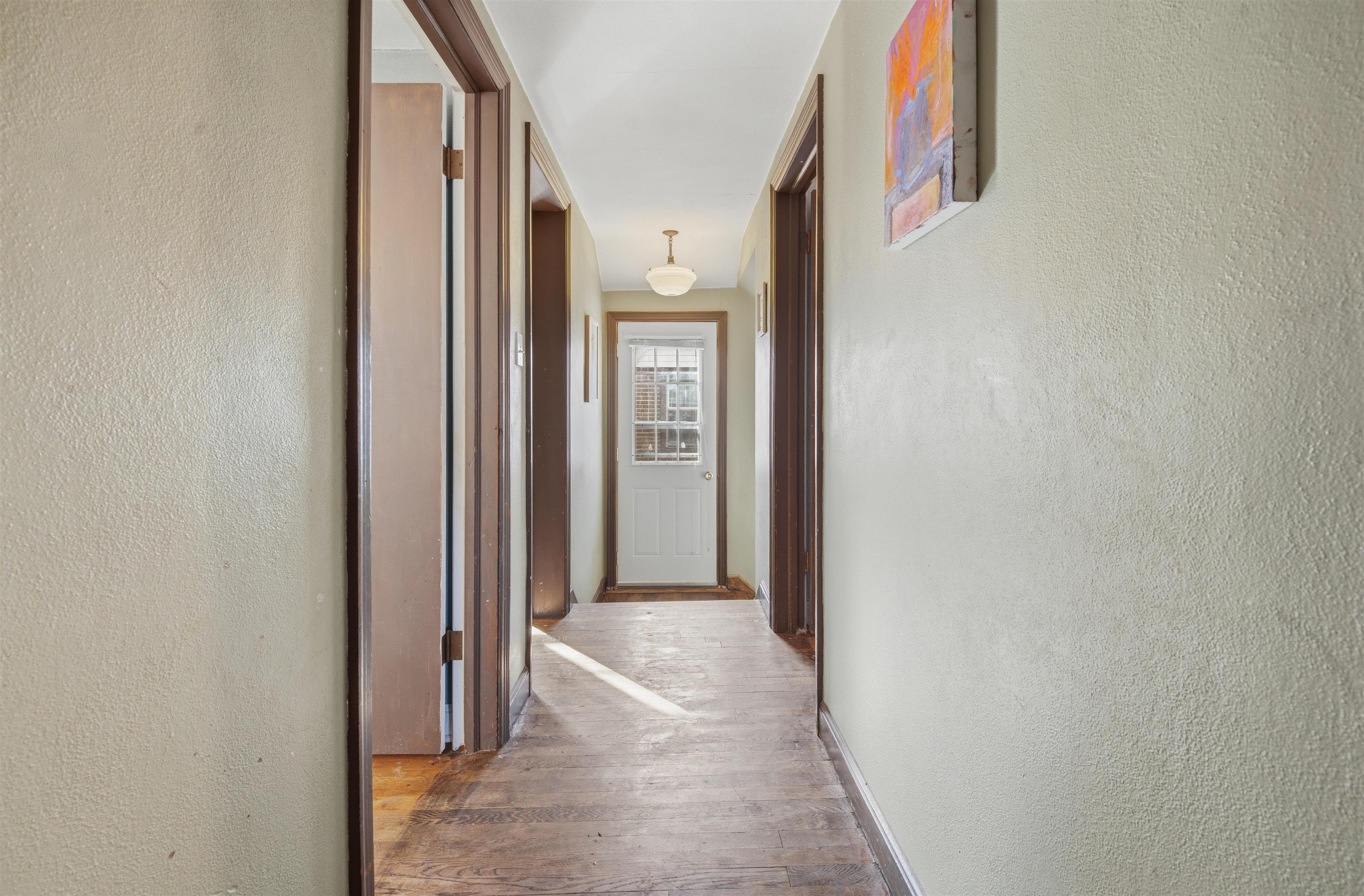 1019 W OKLAHOMA Street